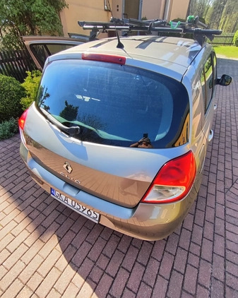 Renault Clio cena 13500 przebieg: 230000, rok produkcji 2010 z Sopot małe 16